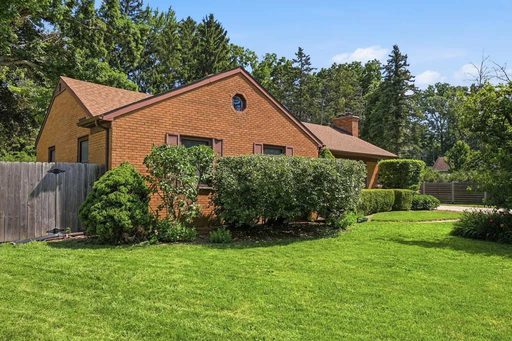 2678 Valley Drive Ann Arbor City MI 48103
