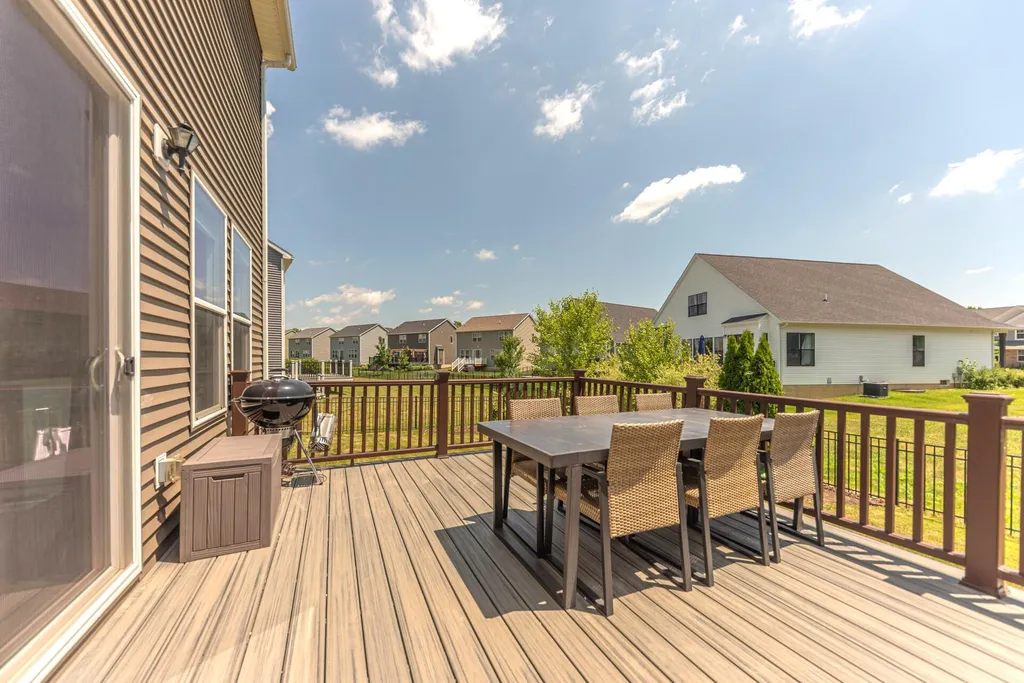 6493 Hawthorne Avenue Pittsfield Charter Township MI 48197