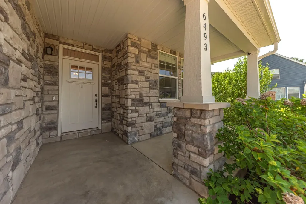 6493 Hawthorne Avenue Pittsfield Charter Township MI 48197