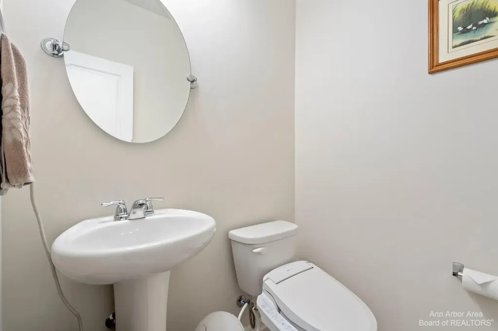 638 Holmdale Way Pittsfield Charter Township MI 48108
