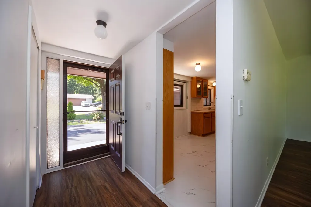 1521 Ledbury Drive Bloomfield Charter Township MI 48304