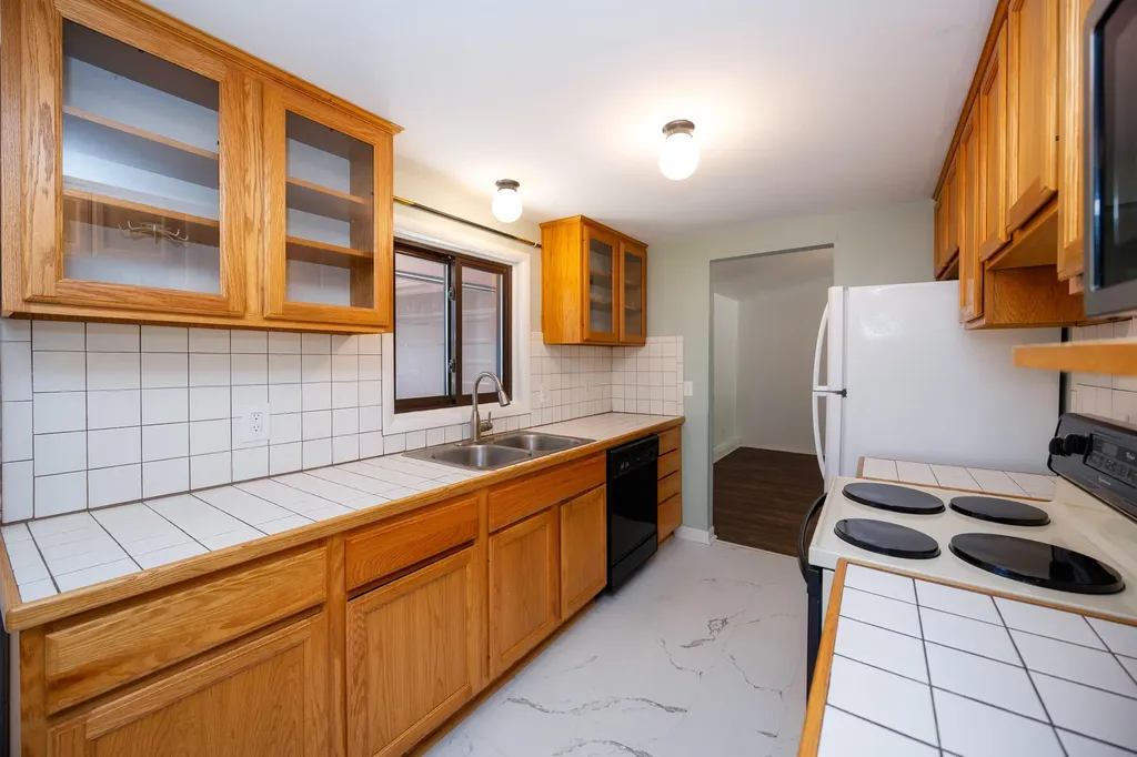 1521 Ledbury Drive Bloomfield Charter Township MI 48304