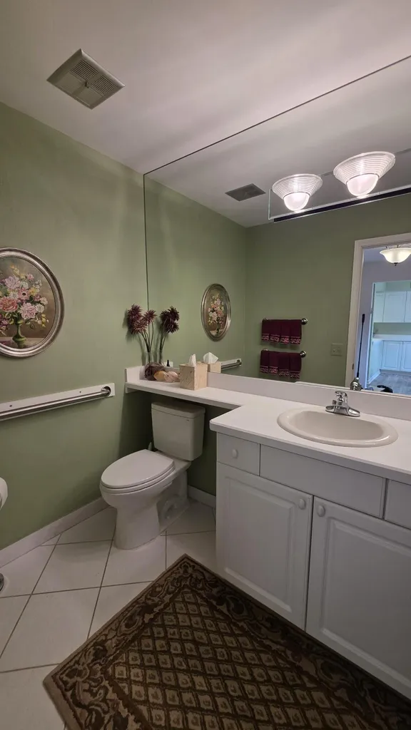 5256 Wright Way E West Bloomfield Charter Township MI 48322