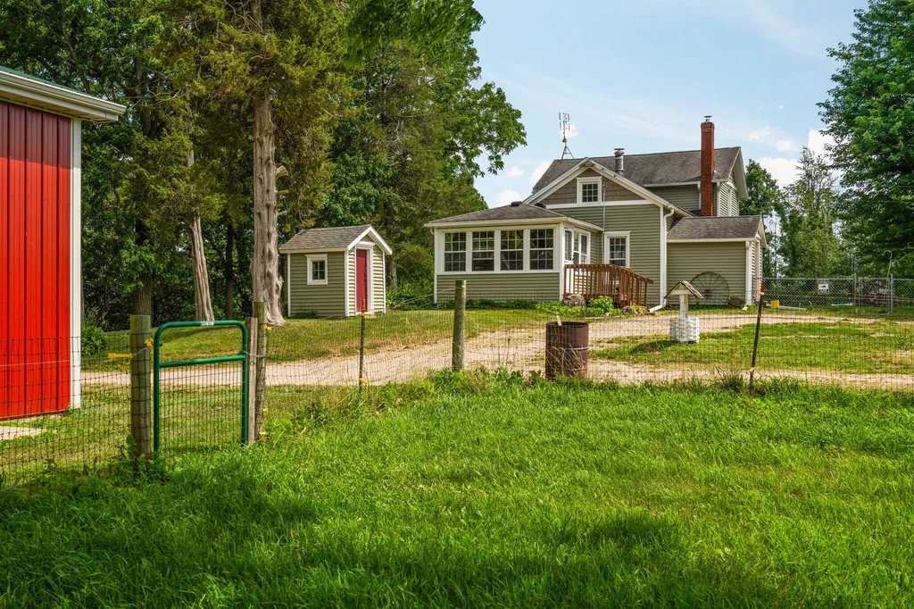 11230 Hoyt Road Henrietta Township MI 49259