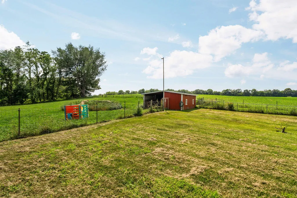 11230 Hoyt Road Henrietta Township MI 49259