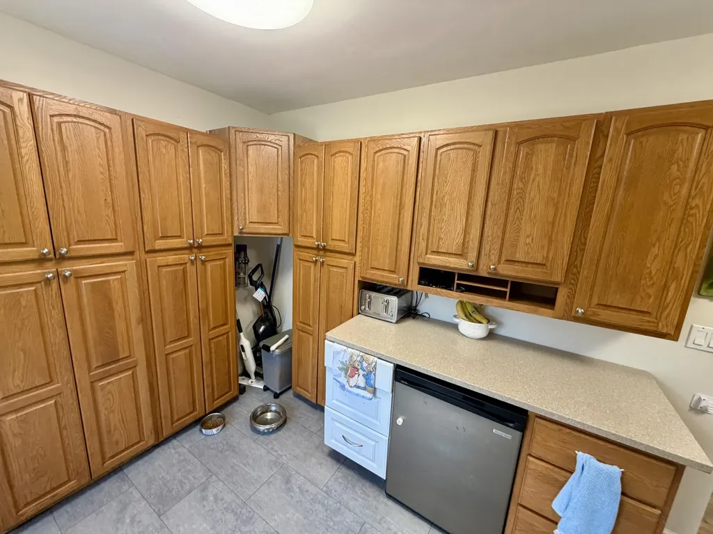 41559 Mc Kinley Street Belleville City MI 48111