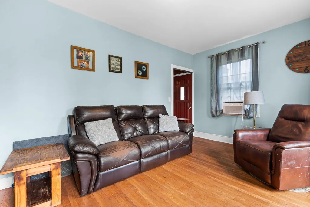 1396 E Forest Avenue Ypsilanti Charter Township MI 48198