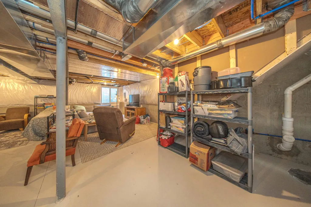 122 Parsons Lane Saline City MI 48176