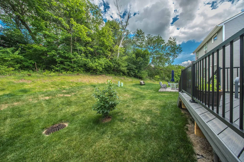 122 Parsons Lane Saline City MI 48176