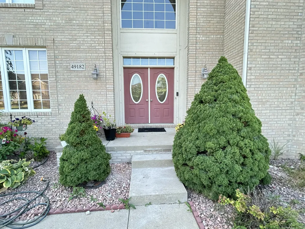 49182 Woodson Way Canton Charter Township MI 48187