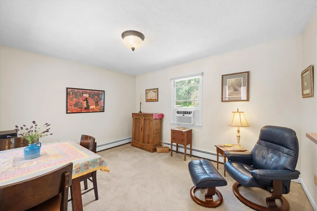 16009 Cavanaugh Lake Road Sylvan Township MI 48118