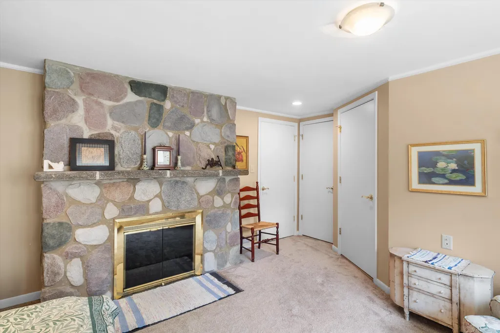 16009 Cavanaugh Lake Road Sylvan Township MI 48118