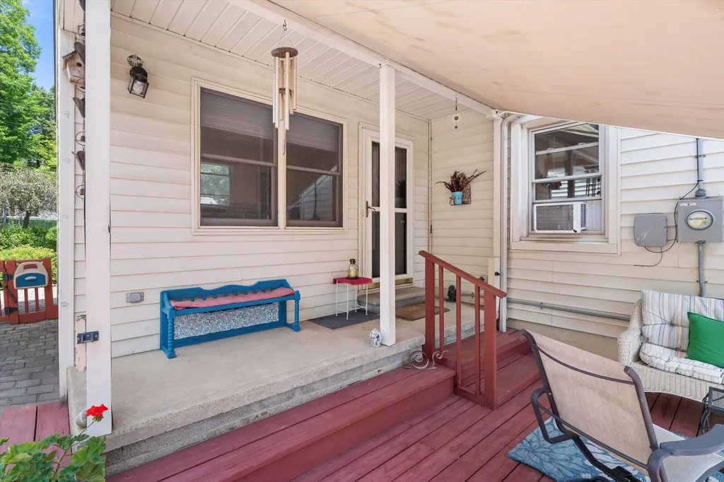 16009 Cavanaugh Lake Road Sylvan Township MI 48118