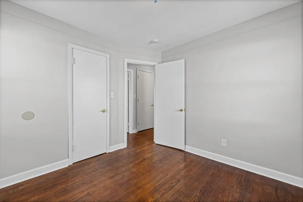 576 Garfield Avenue Lincoln Park City MI 48146
