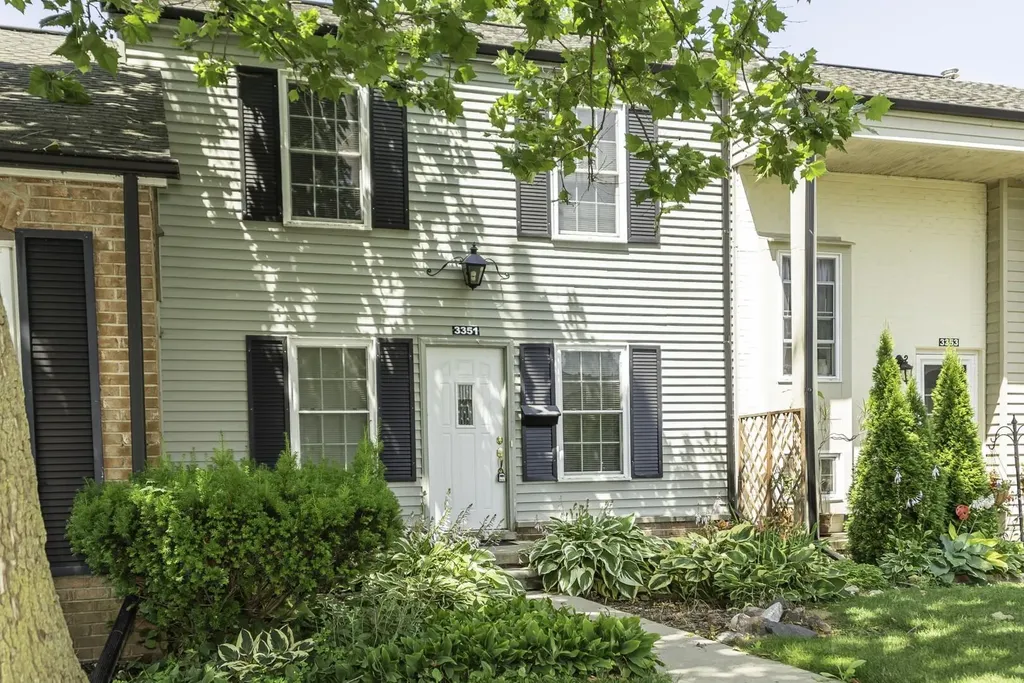 3351 Burbank Drive Ann Arbor City MI 48105