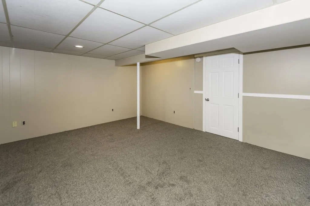 3351 Burbank Drive Ann Arbor City MI 48105