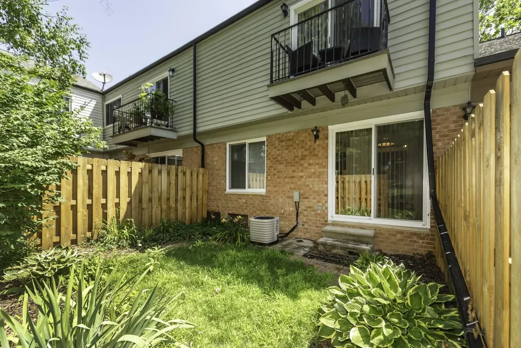 3351 Burbank Drive Ann Arbor City MI 48105