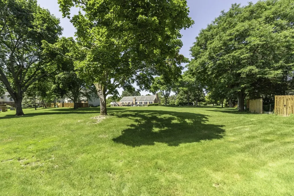 3351 Burbank Drive Ann Arbor City MI 48105