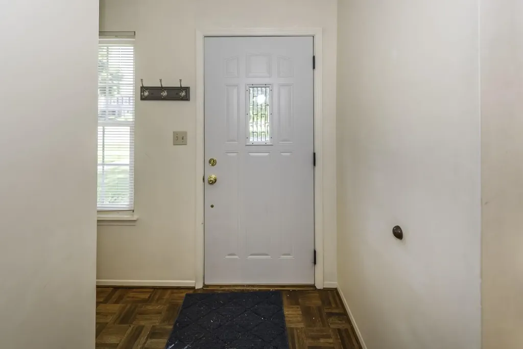 3351 Burbank Drive Ann Arbor City MI 48105