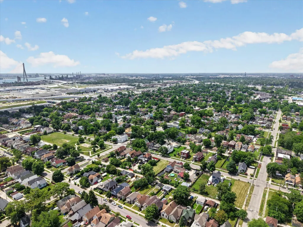 5827 Baker Street Detroit City MI 48209
