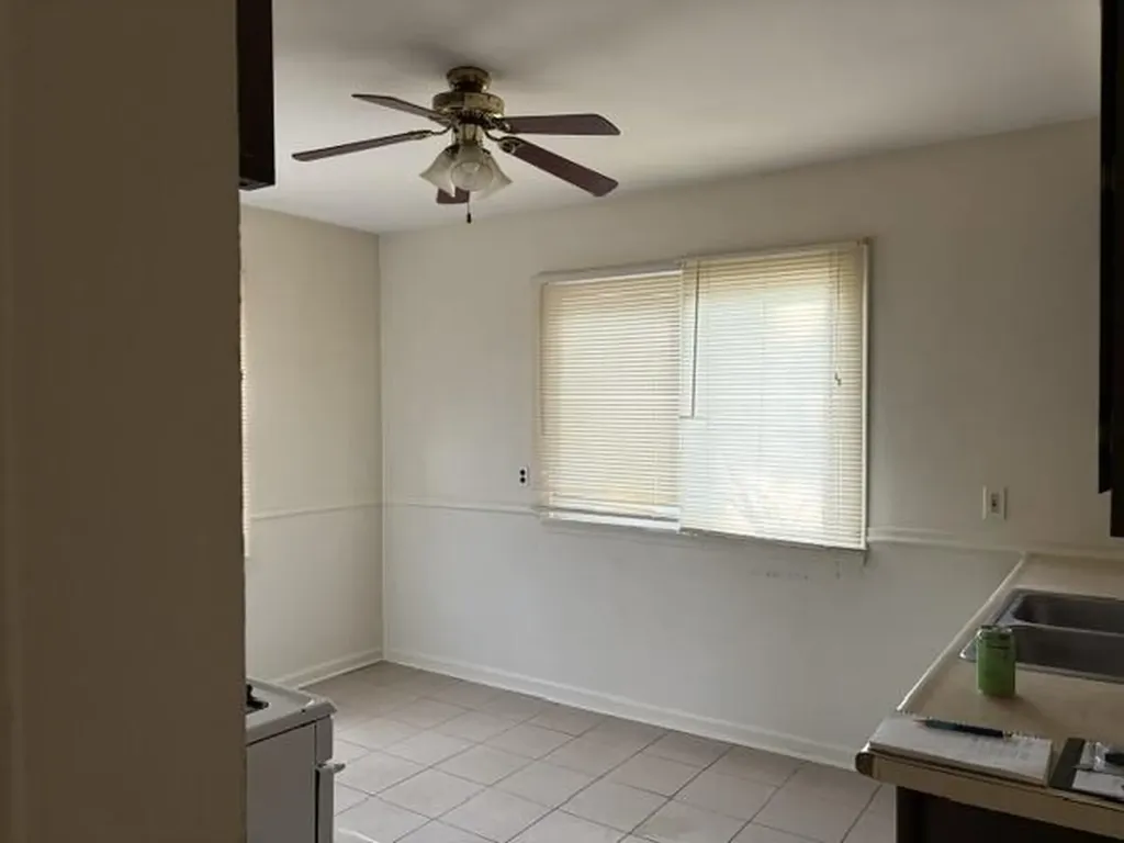 18201 Gaylord Redford Charter Township MI 48240