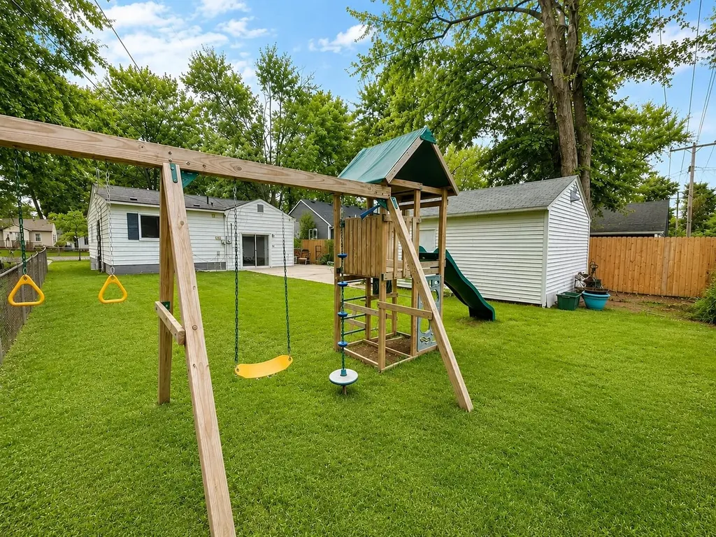 39294 Ormsby Street Clinton Charter Township MI 48036