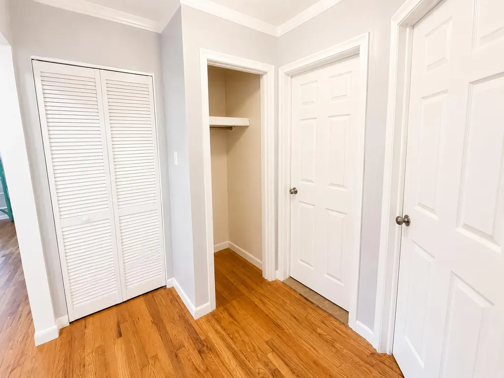 39294 Ormsby Street Clinton Charter Township MI 48036