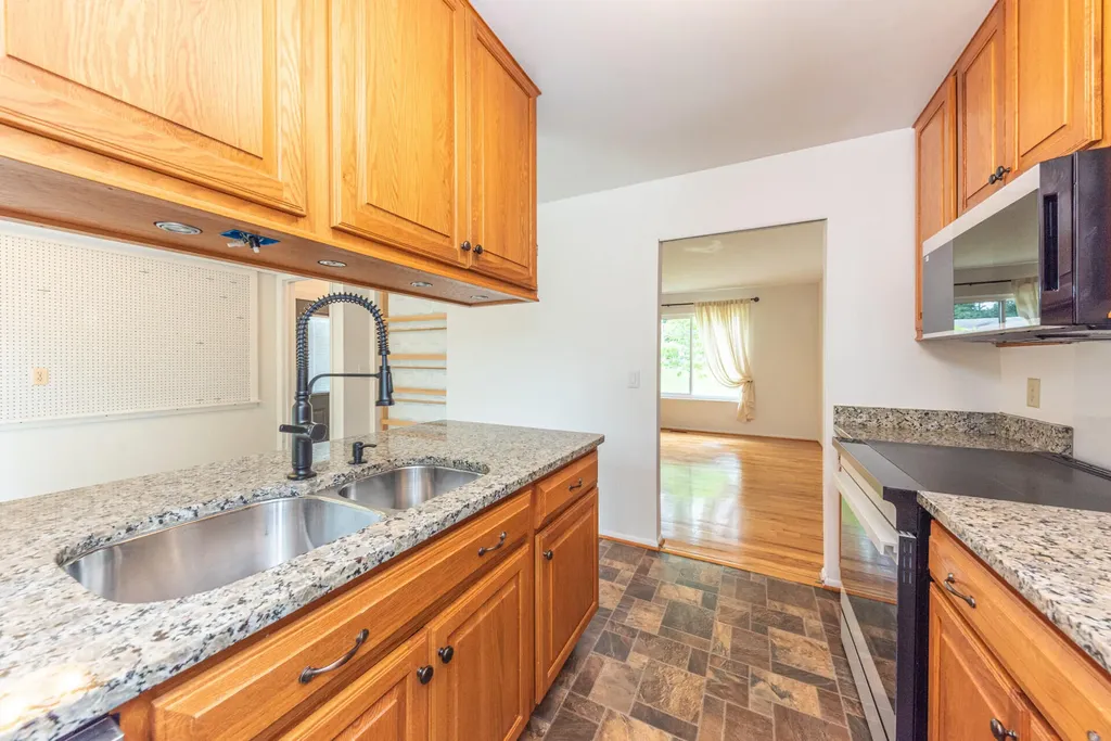 640 Dellwood Drive Ann Arbor City MI 48103