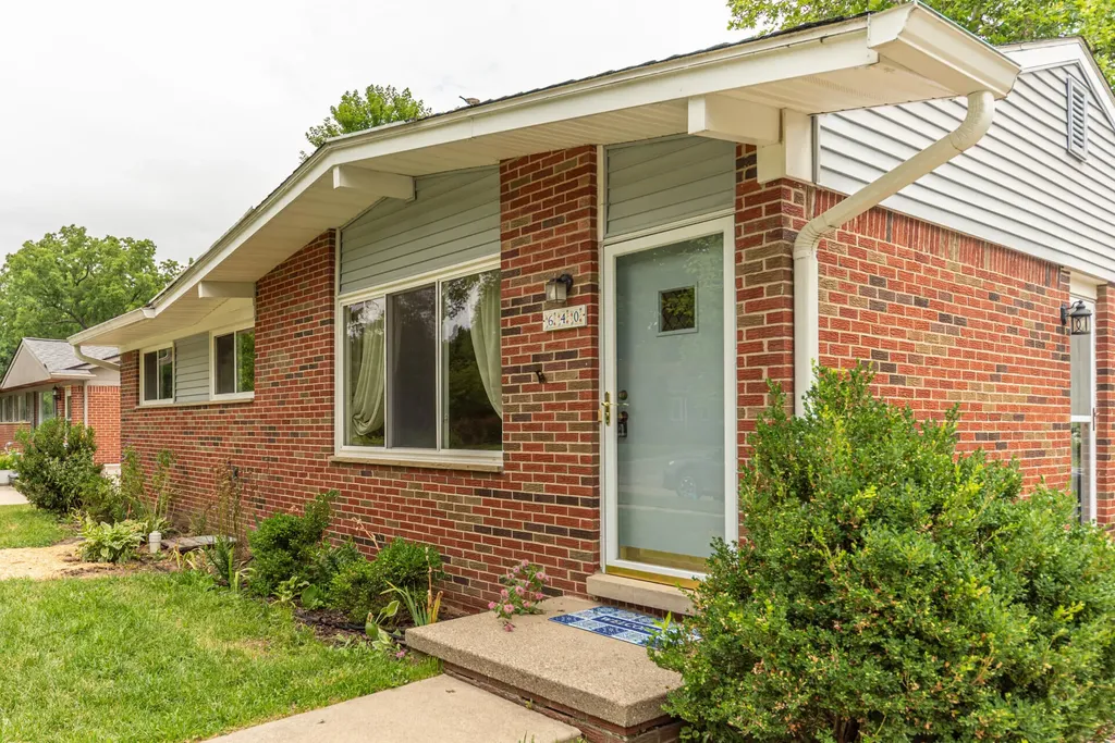 640 Dellwood Drive Ann Arbor City MI 48103
