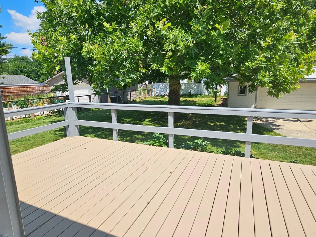 640 Dellwood Drive Ann Arbor City MI 48103