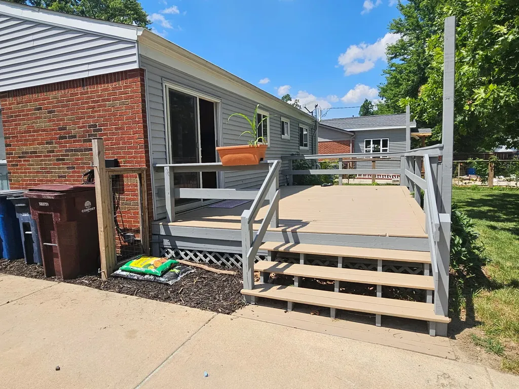 640 Dellwood Drive Ann Arbor City MI 48103