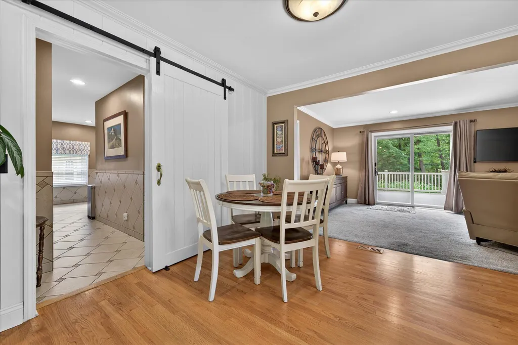 2801 N Tipsico Lake Road Hartland Township MI 48353