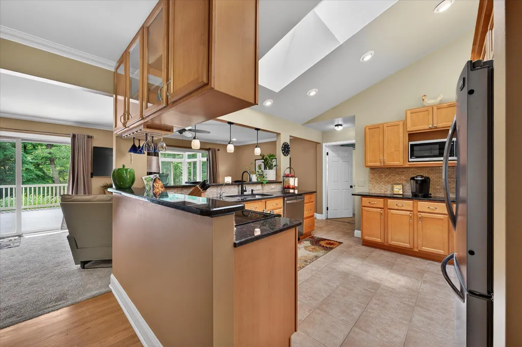 2801 N Tipsico Lake Road Hartland Township MI 48353