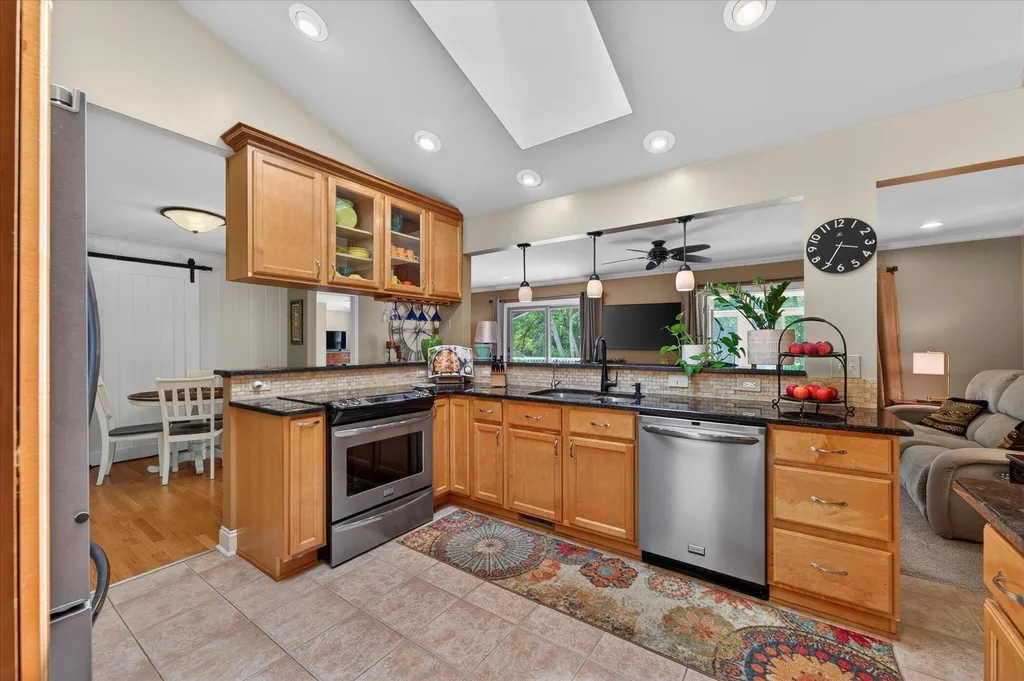 2801 N Tipsico Lake Road Hartland Township MI 48353