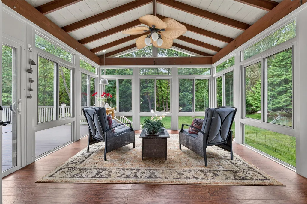 2801 N Tipsico Lake Road Hartland Township MI 48353