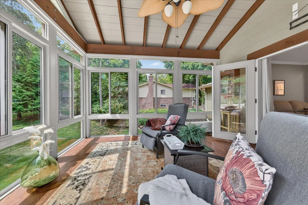 2801 N Tipsico Lake Road Hartland Township MI 48353