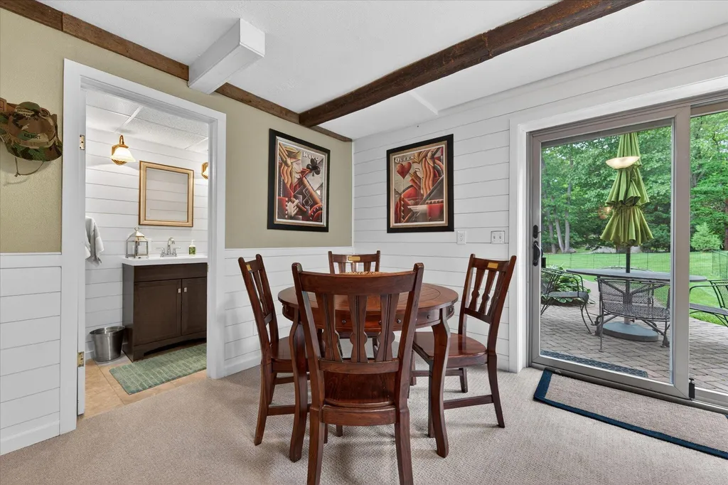 2801 N Tipsico Lake Road Hartland Township MI 48353