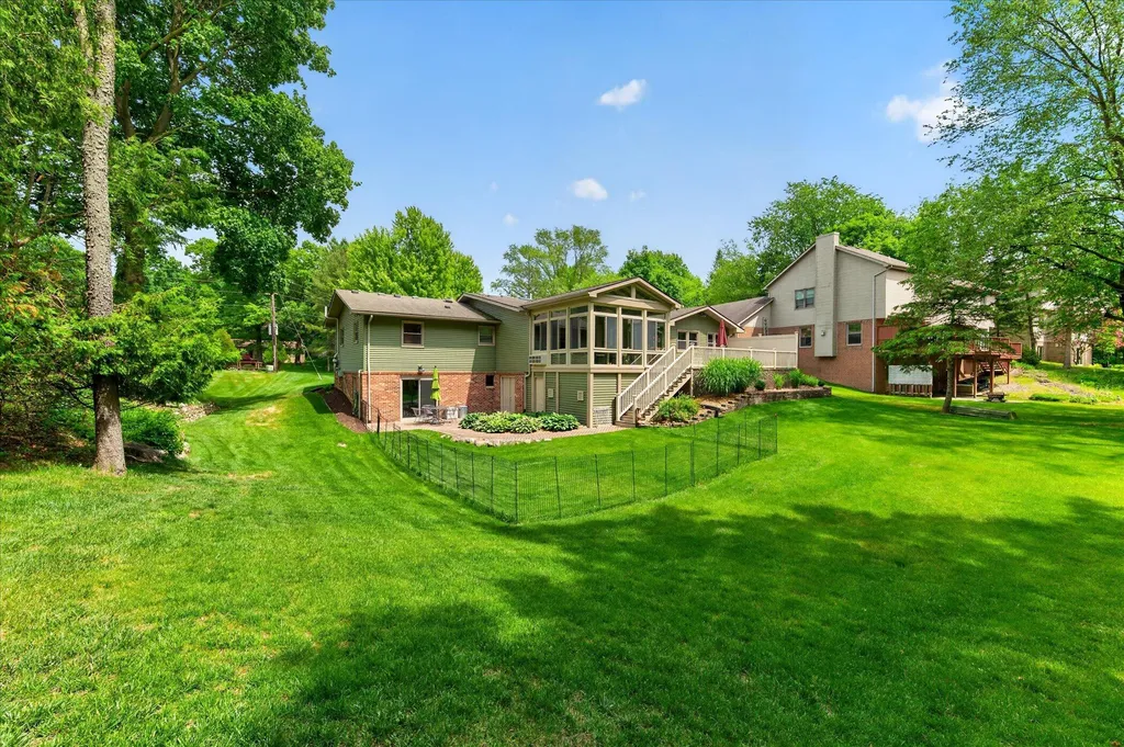 2801 N Tipsico Lake Road Hartland Township MI 48353