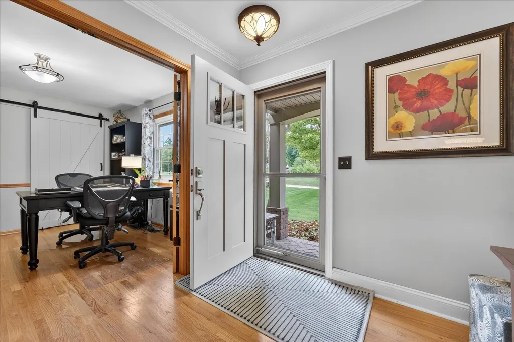 2801 N Tipsico Lake Road Hartland Township MI 48353