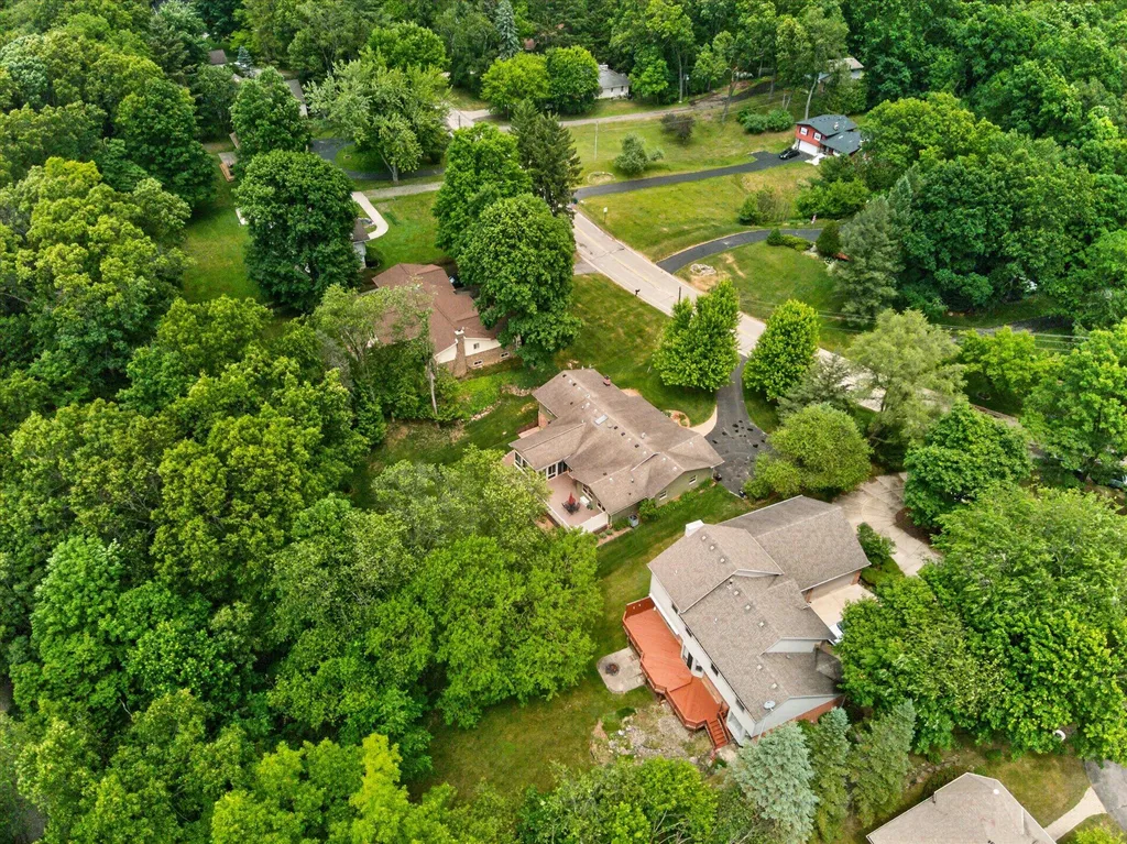 2801 N Tipsico Lake Road Hartland Township MI 48353
