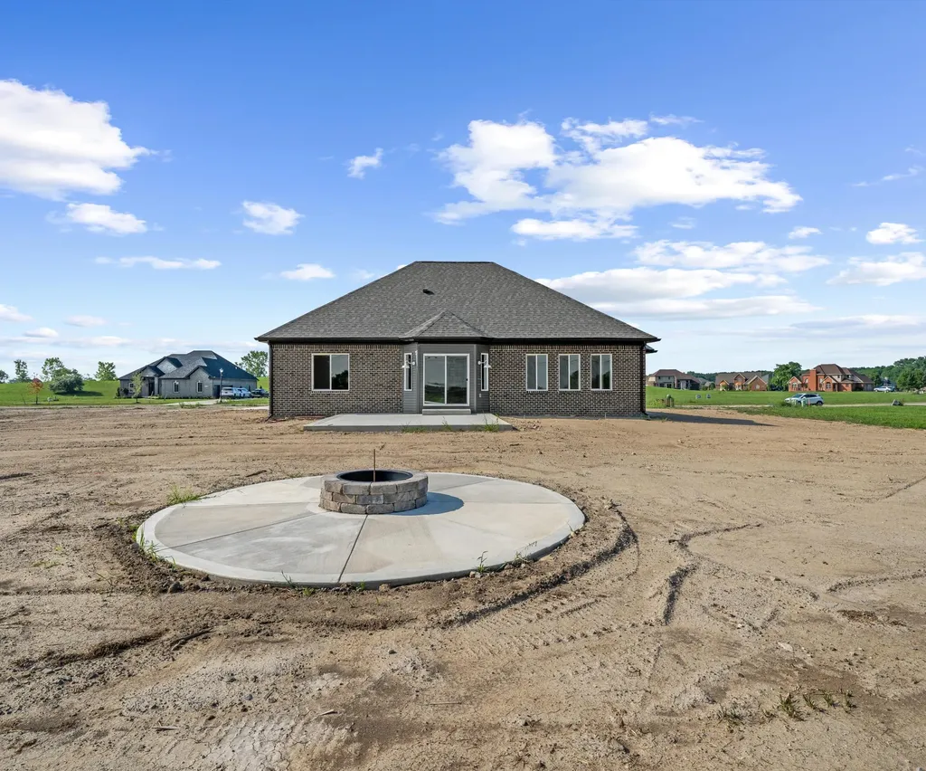 8561 Cobblestone Drive Berlin Charter Township MI 48166