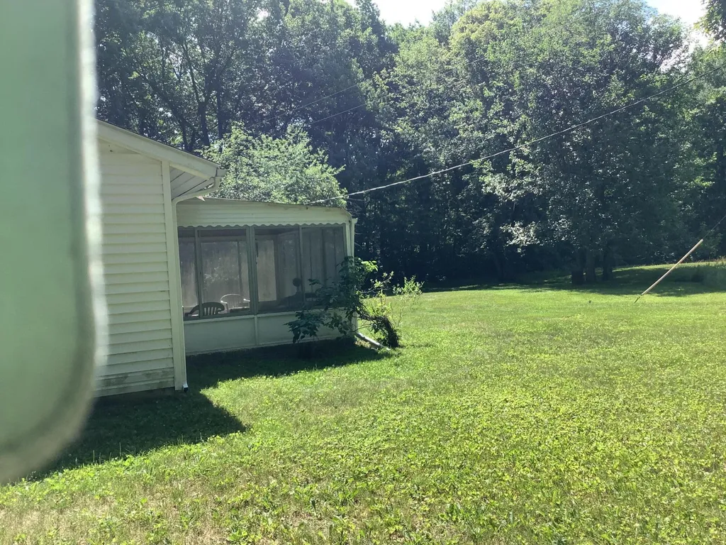 44481 Dunn Road Belleville City MI 48111