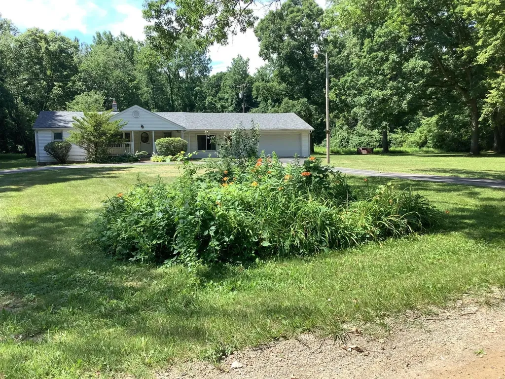 44481 Dunn Road Belleville City MI 48111