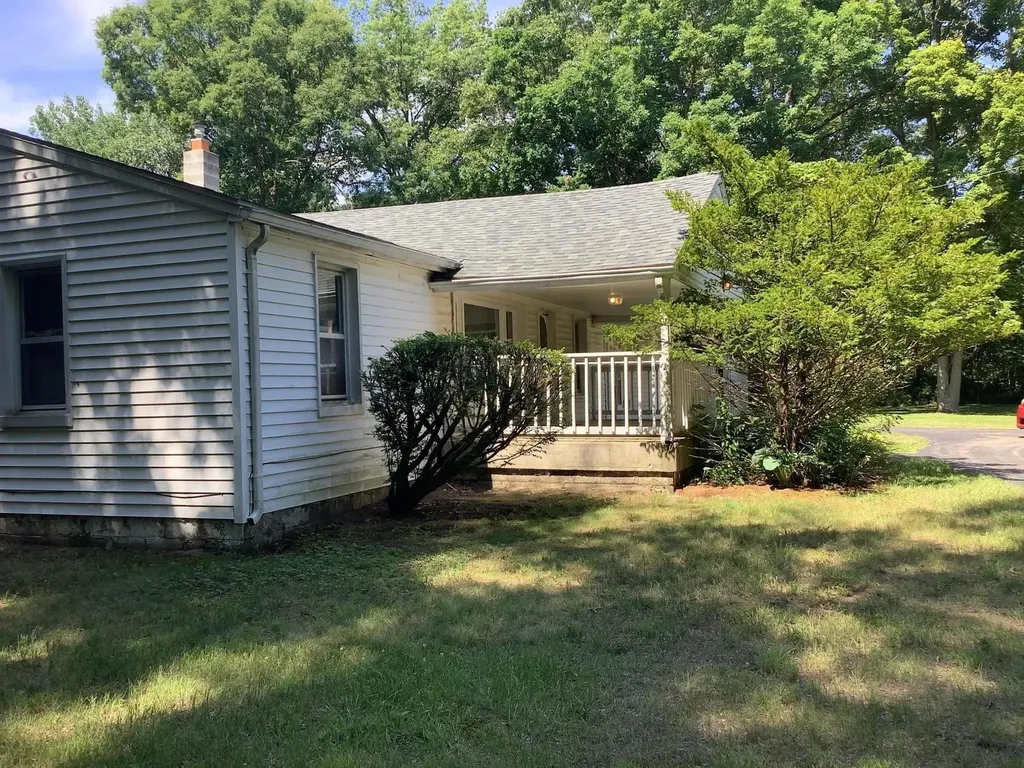 44481 Dunn Road Belleville City MI 48111