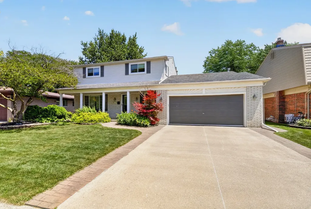 7568 Sussex Drive Canton Charter Township MI 48187