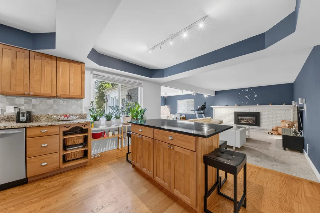 7568 Sussex Drive Canton Charter Township MI 48187