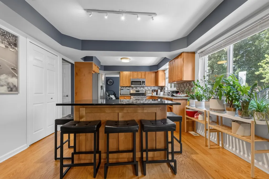 7568 Sussex Drive Canton Charter Township MI 48187
