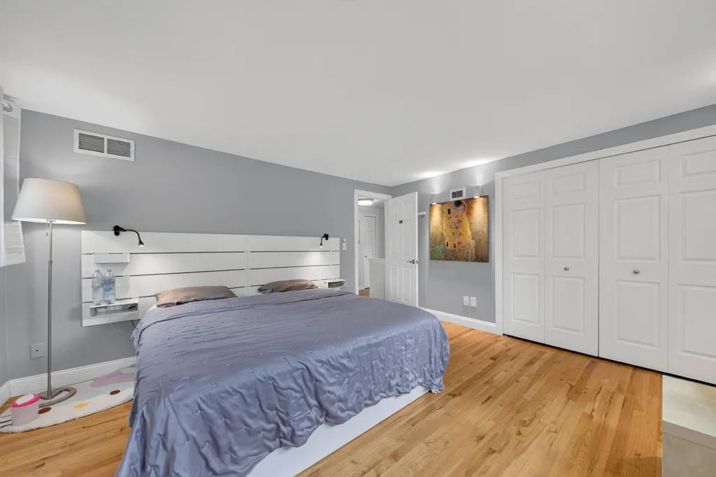 7568 Sussex Drive Canton Charter Township MI 48187