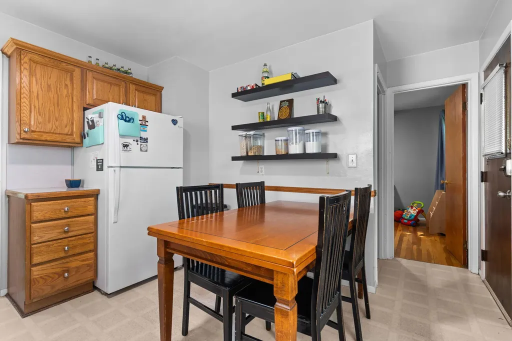 284 Highlake Avenue Ann Arbor City MI 48103