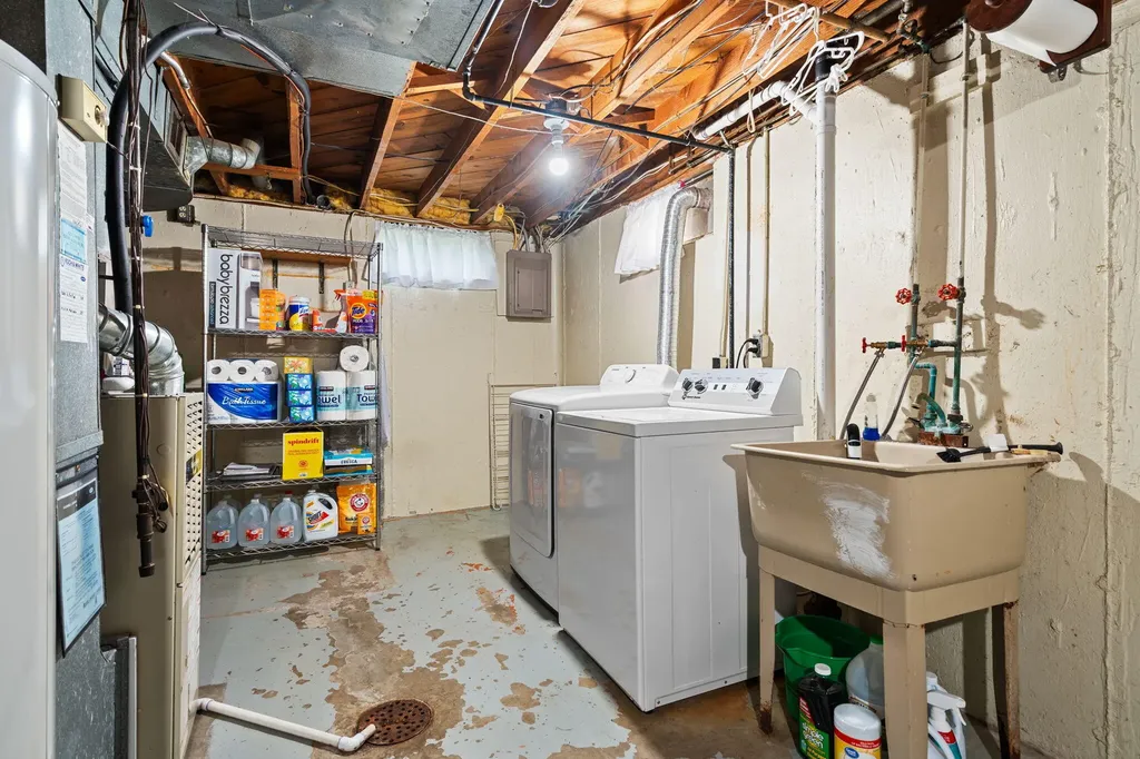 284 Highlake Avenue Ann Arbor City MI 48103